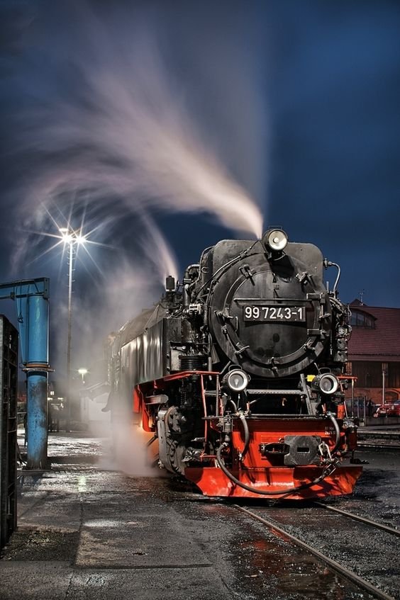 Trains & Rails Item 6810-6811